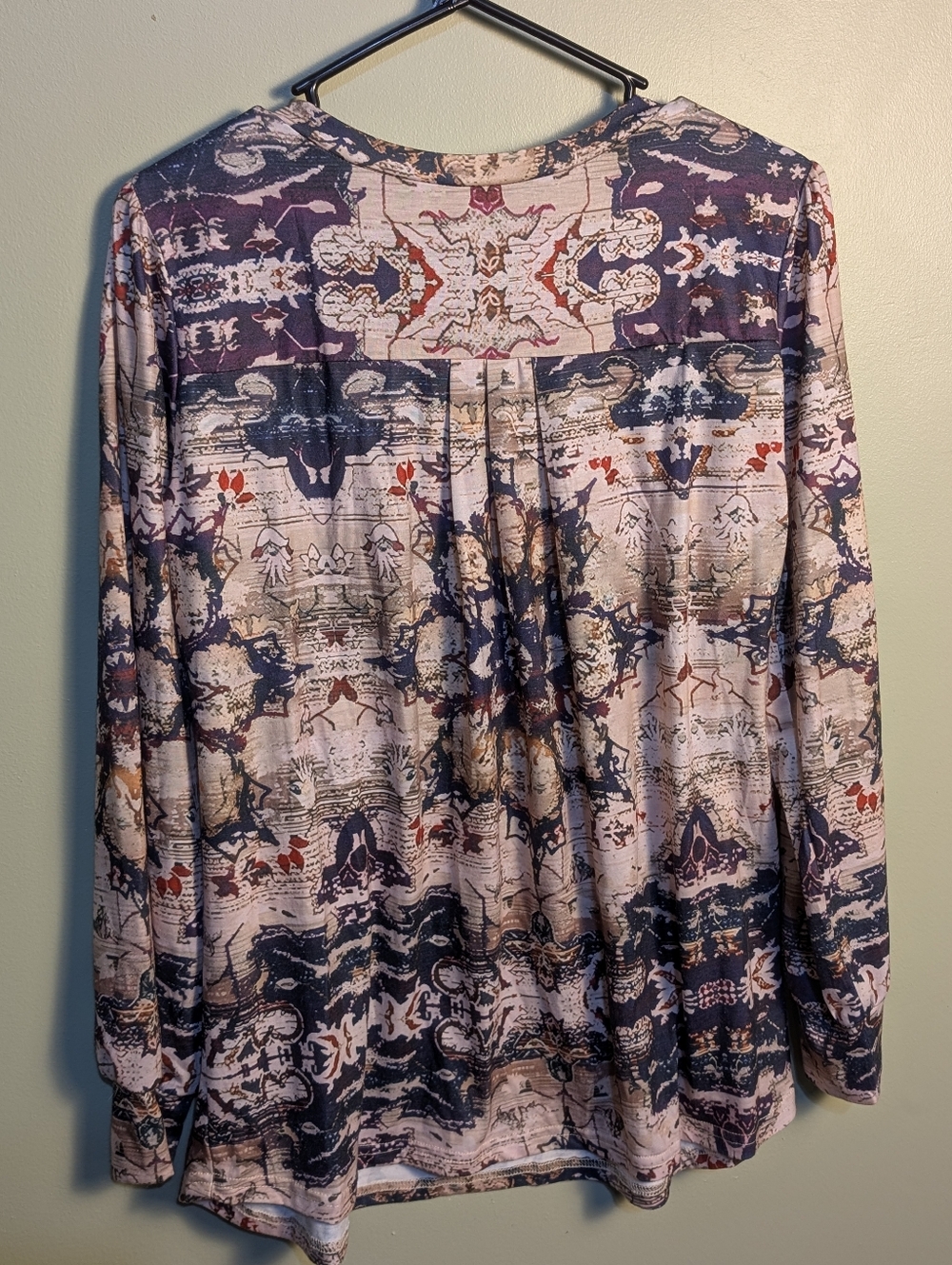 Zeagoo Beige and Purple Boho V-Neck Long Sleeve Tunic - Picture 3 of 5